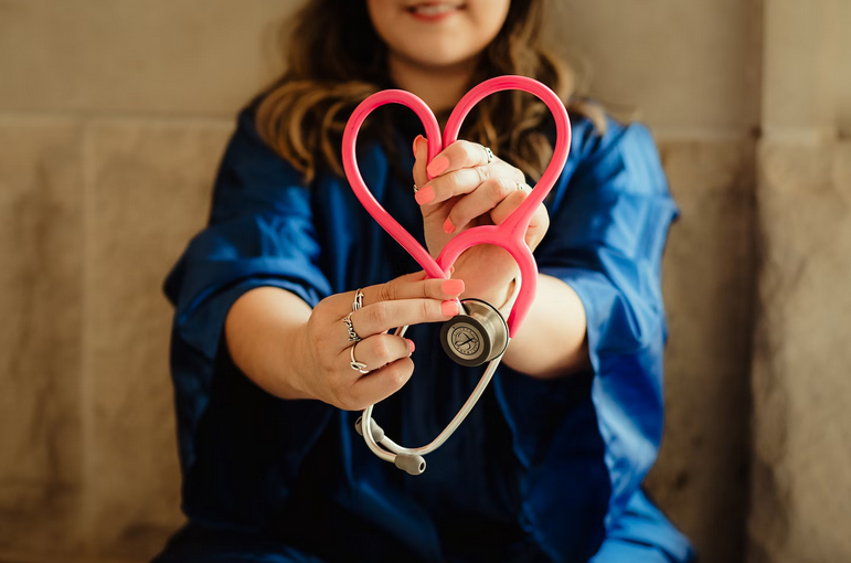 The Path to Becoming a Registered Nurse: A Guide to Nursing Degree Programs